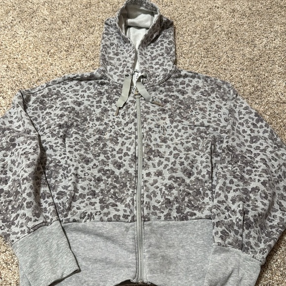 Athleta Balance Printed Sweatshirt Hoodie, Heather Grey SIZE M - Picture 6 of 7